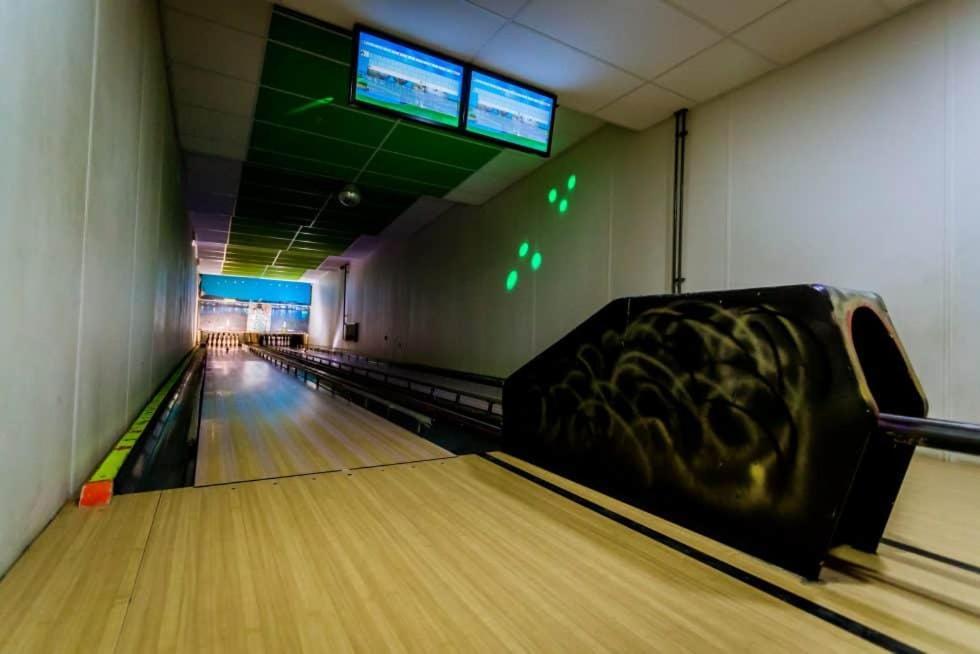 Gezellige Vakantiewoning Aan Het Water In Ewijk - Recreational Only No Workers Buitenkant foto