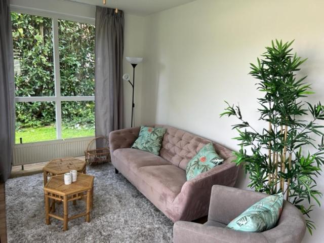 Gezellige Vakantiewoning Aan Het Water In Ewijk - Recreational Only No Workers Buitenkant foto